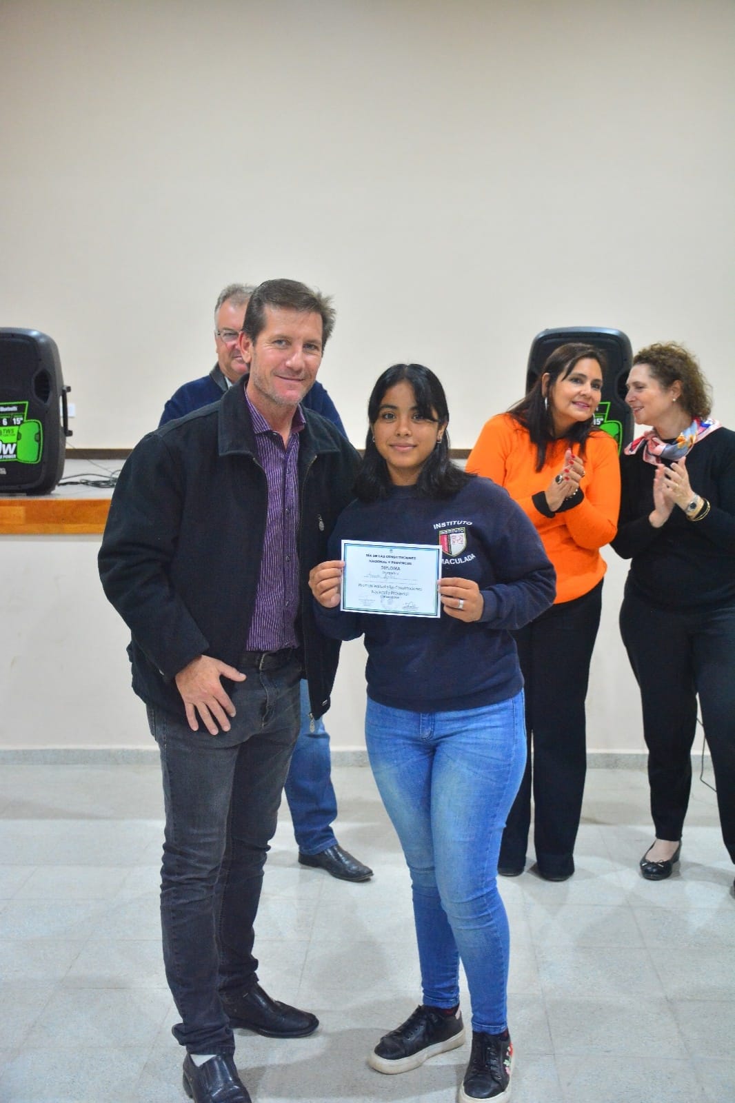 Imagen adicional